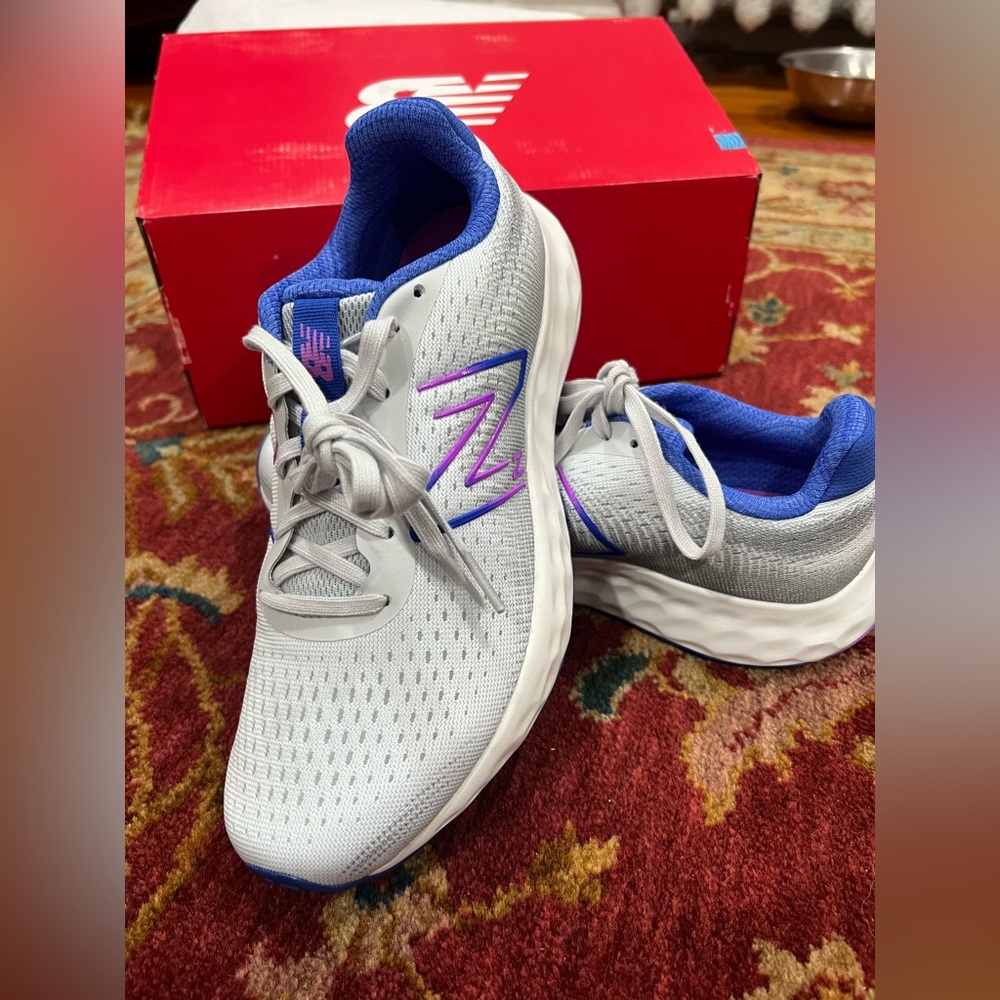 New Balance Women's Running Shoes 520 V8 (New) - Picture 9 of 9